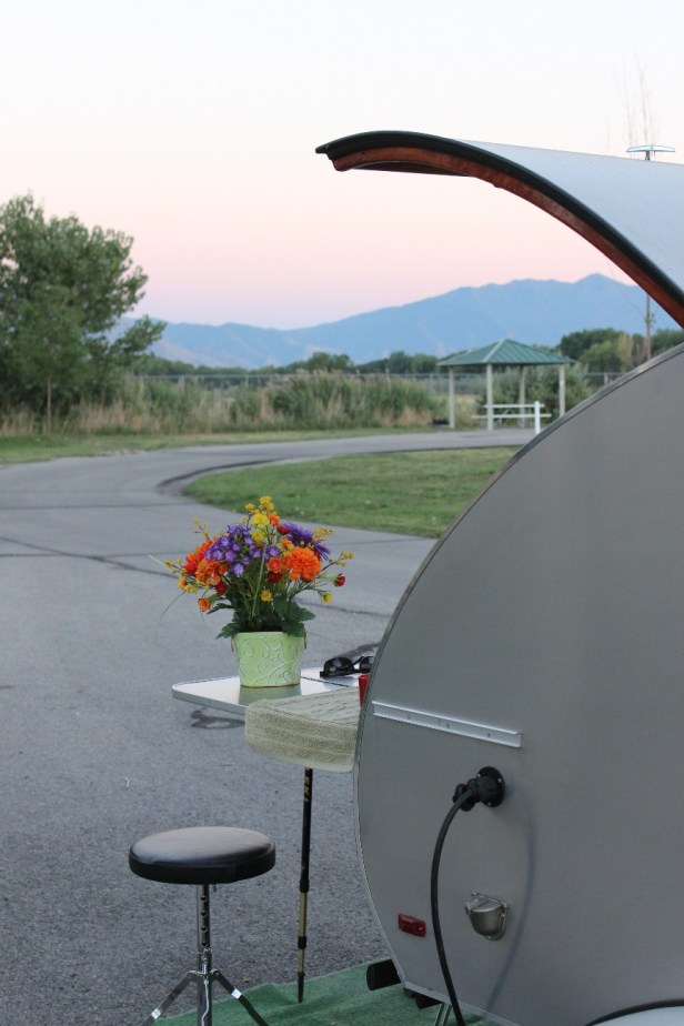teardrop trailer, vintage trailer, tiny trailer, national park road trip,, Utah, Wyoming, journey not the destination, landscape, scenery, Provo, Utah Lake State Park